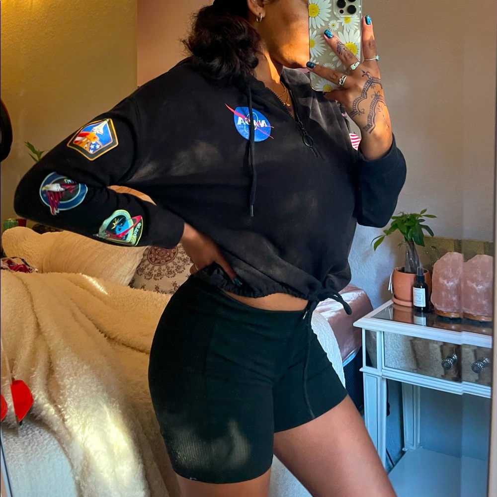 NASA Hoodie - Picture 2 of 5